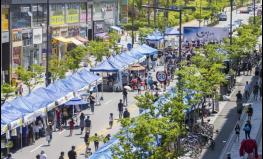 아름동 달빛축제 성료…폭염 속 인파 몰렸다 기사 이미지