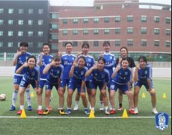 열정 가득한 악바리들, 서울시립대 여자축구동아리 WFC.BETA 기사 이미지