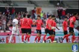 ‘황의조 멀티골’ 한국, 조지아와 2-2 무승부 기사 이미지