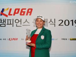 [KLPGA 챔피언스 클래식 2019 10차전] 민인숙, 2019시즌 챔피언스투어 마지막 차전에서 우승! 기사 이미지