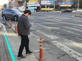 완주군, '따뜻한 버스정류장서 충전하고, 불법투기도 잡고' 기사 이미지