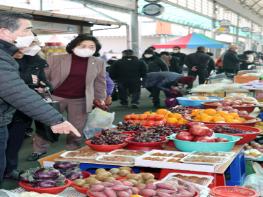 보령시, 김동일 시장 '설 명절 앞두고 전통시장 상인 격려' 기사 이미지