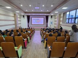 강원 진로교육원, 미래형 진로체험 프로그램'열음'시작 기사 이미지
