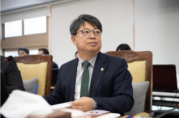경기도의회 김재훈 의원, “고립·은둔 청년 지원사업 관련 업무 보고 가져” 기사 이미지