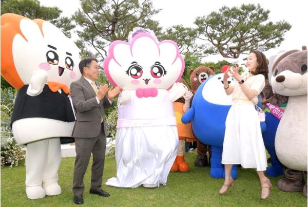 광주광역시 , ‘광주 홍보캐릭터 대전’ 개최…‘빛돌이 결혼식’에 환호 기사 이미지