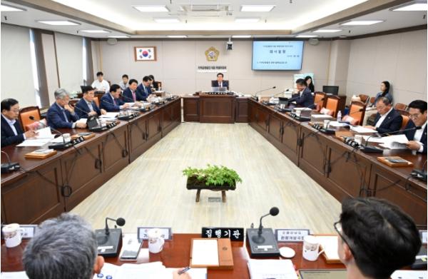 경상남도의회  지역균형발전 대응특위, 제3차 회의 개최 기사 이미지