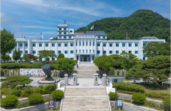 강원특별자치도, 제70회 현충일 추념식 참석…“남겨진 이들의 삶을 지켜야 진정한 보훈”  기사 이미지