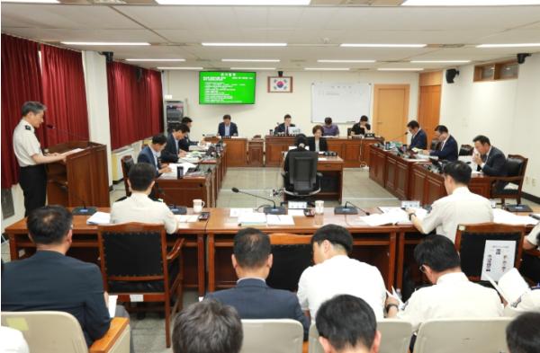 충청북도의회 건설환경소방위 이월사업비 및 불용액 최소화 당부 기사 이미지