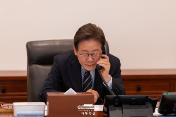 이재명 대통령, 싱가포르 총리와 통화…'전략적 동반자 관계수립' 기사 이미지