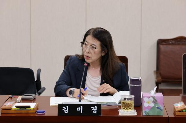김미경 전남도의원, 강화 플라스틱 재활용 실효성 의문 제기.. ‘진짜 친환경인지 따져봐야’ 기사 이미지