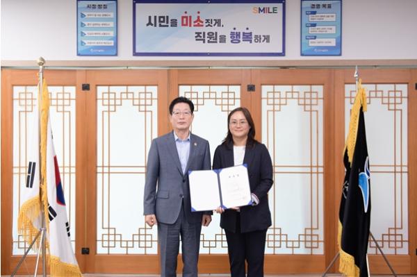 인천시설공단, 산업보건의로 인하대병원 김연주 예방관리센터장 위촉 기사 이미지