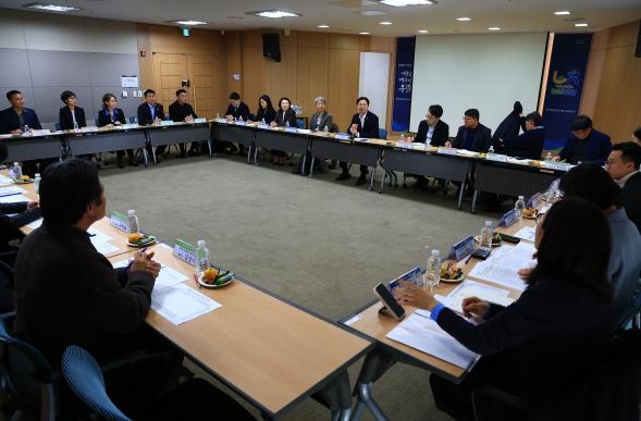 농림축산식품부, 새 정부 농정성과, 현장 농업인과 전문가와 함께 만들어 갑니다! 기사 이미지