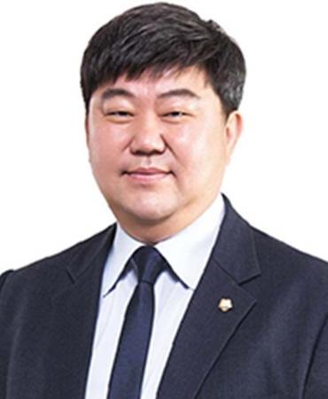 부산광역시의회 전원석 의원, “보전하겠다던 이기대, 대규모 예술공원으로 개발 전환... 정책 일관성 상실” 기사 이미지