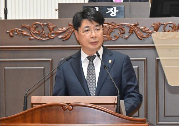 진주시의회 최신용 의원, “인식 개선 등으로 전립선암 검진 공백 메워야” 기사 이미지