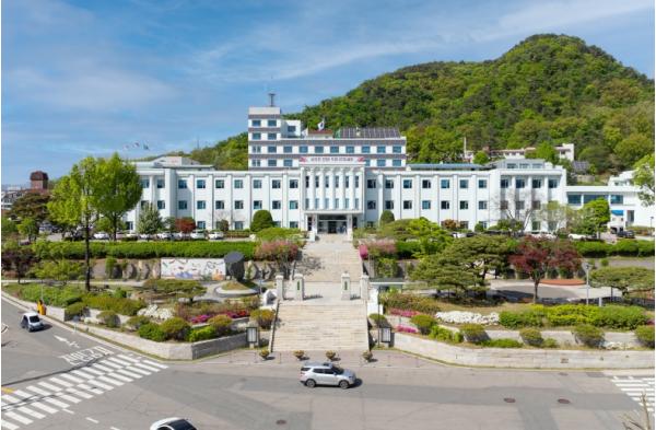 강원인재원, 손길더함 장학금 장학생 80명에 4천만 원 지원 기사 이미지