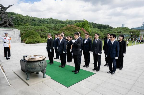 광진구의회, 제10대 의회 개원 맞이 국립서울현충원 참배 기사 이미지