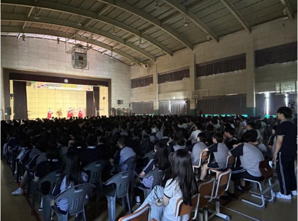 '학교가 예술 무대로' 구미시, 아트브릿지 공연 성료 기사 이미지